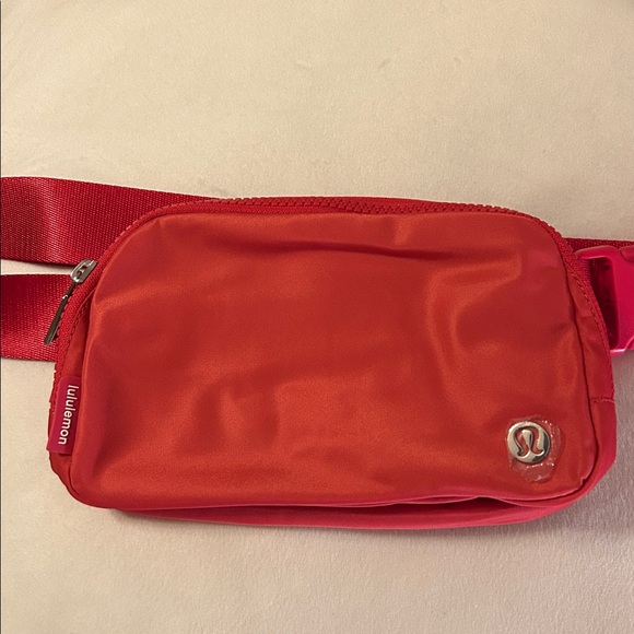 lululemon athletica Handbags - Lululemon Hot Pink Belt Bag